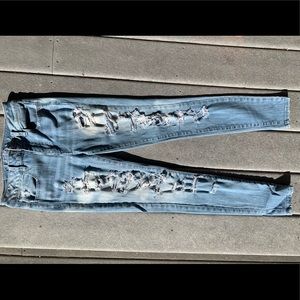 Women’s American Eagle Ripped Jeans